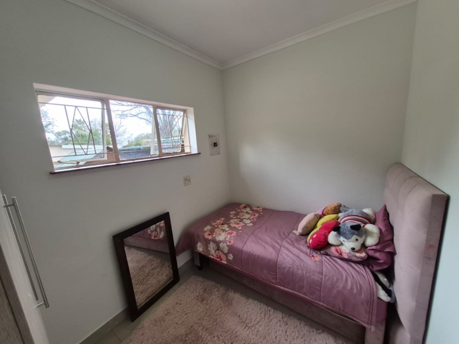 To Let 4 Bedroom Property for Rent in Valhalla Gauteng