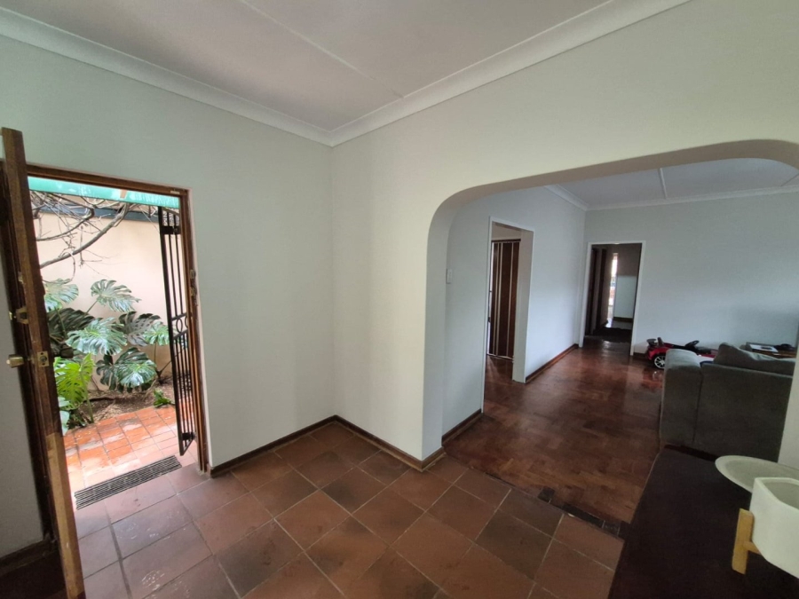 To Let 4 Bedroom Property for Rent in Valhalla Gauteng