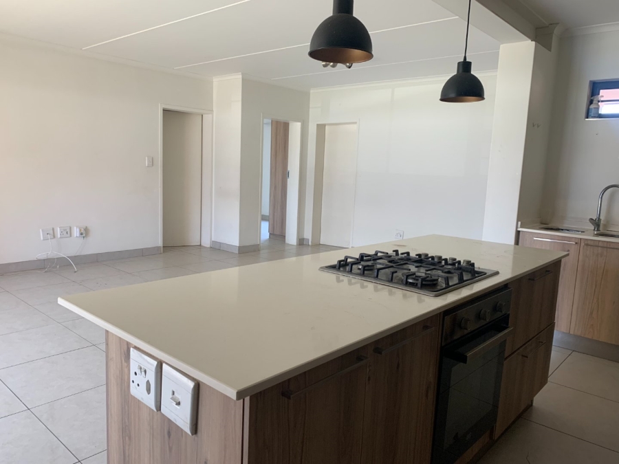 To Let 3 Bedroom Property for Rent in Glen Marais Gauteng