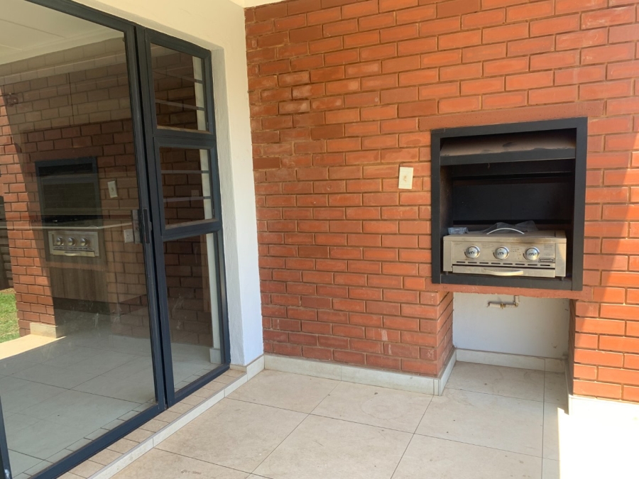 To Let 3 Bedroom Property for Rent in Glen Marais Gauteng