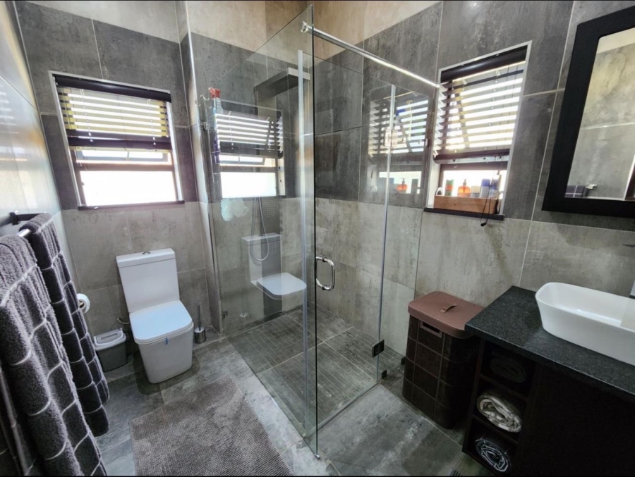 To Let 2 Bedroom Property for Rent in The Hills Game Reserve Estate Gauteng