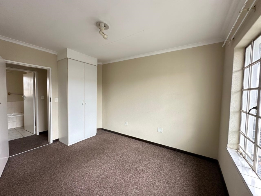 To Let 2 Bedroom Property for Rent in Beyers Park Gauteng