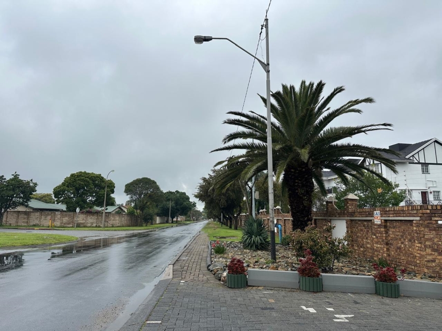 To Let 2 Bedroom Property for Rent in Beyers Park Gauteng