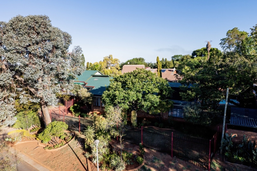 4 Bedroom Property for Sale in Zwartkop Gauteng