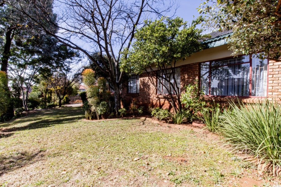 4 Bedroom Property for Sale in Zwartkop Gauteng