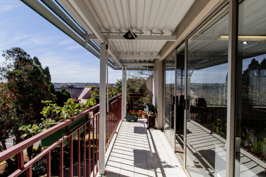 4 Bedroom Property for Sale in Zwartkop Gauteng