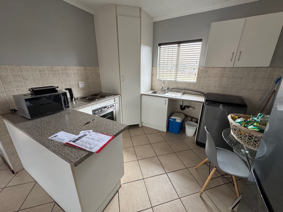 2 Bedroom Property for Sale in Glen Marais Gauteng