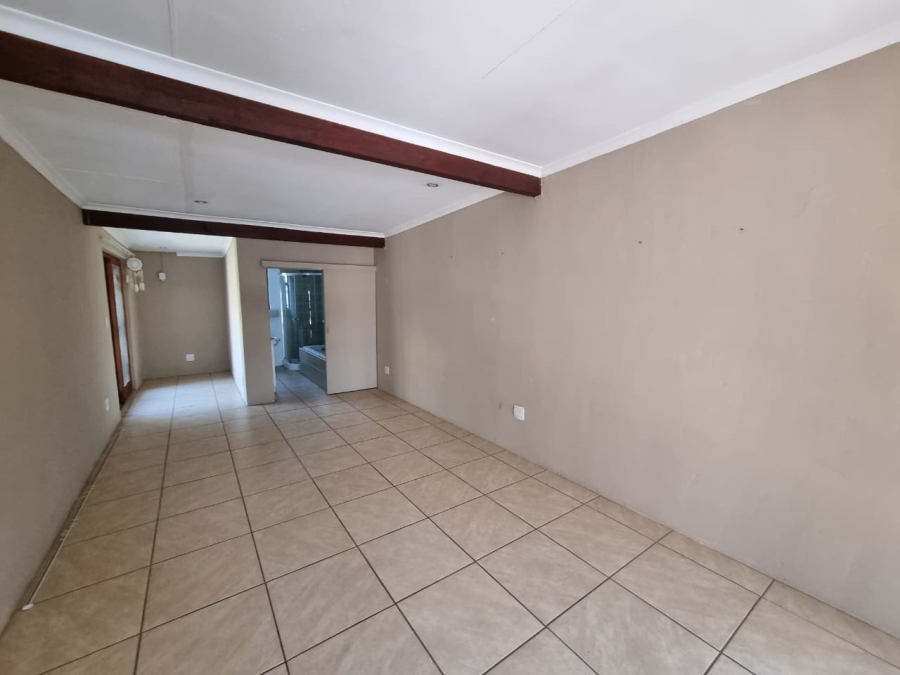 To Let 3 Bedroom Property for Rent in Vaaloewer Gauteng