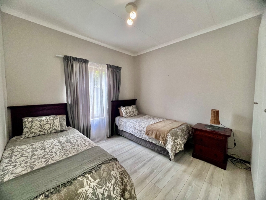 To Let 2 Bedroom Property for Rent in Silver Lakes Golf Estate Gauteng
