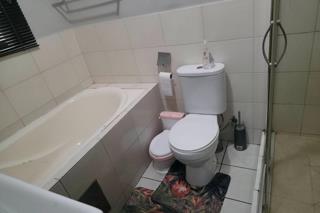 2 Bedroom Property for Sale in Noordwyk Gauteng
