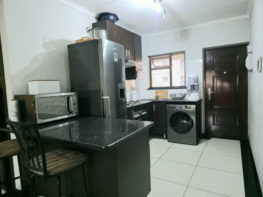 2 Bedroom Property for Sale in Noordwyk Gauteng