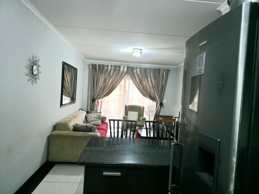 2 Bedroom Property for Sale in Noordwyk Gauteng