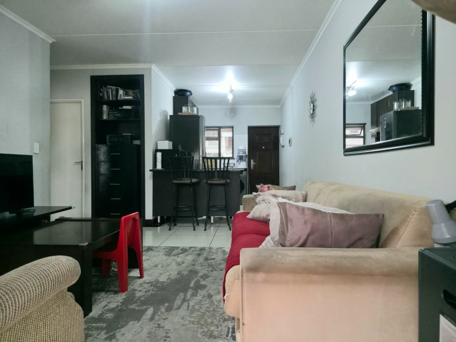 2 Bedroom Property for Sale in Noordwyk Gauteng