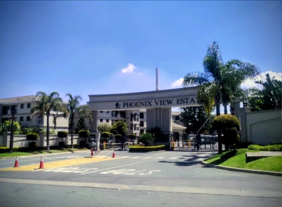 2 Bedroom Property for Sale in Noordwyk Gauteng