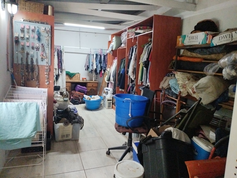 3 Bedroom Property for Sale in Selection Park Gauteng