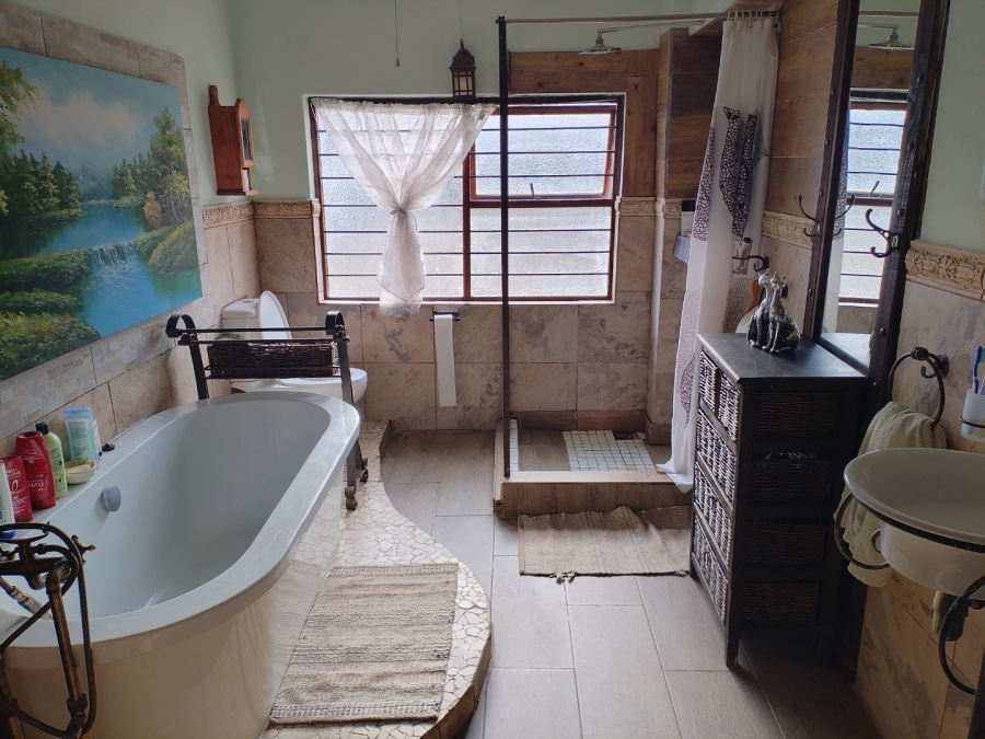 3 Bedroom Property for Sale in Selection Park Gauteng