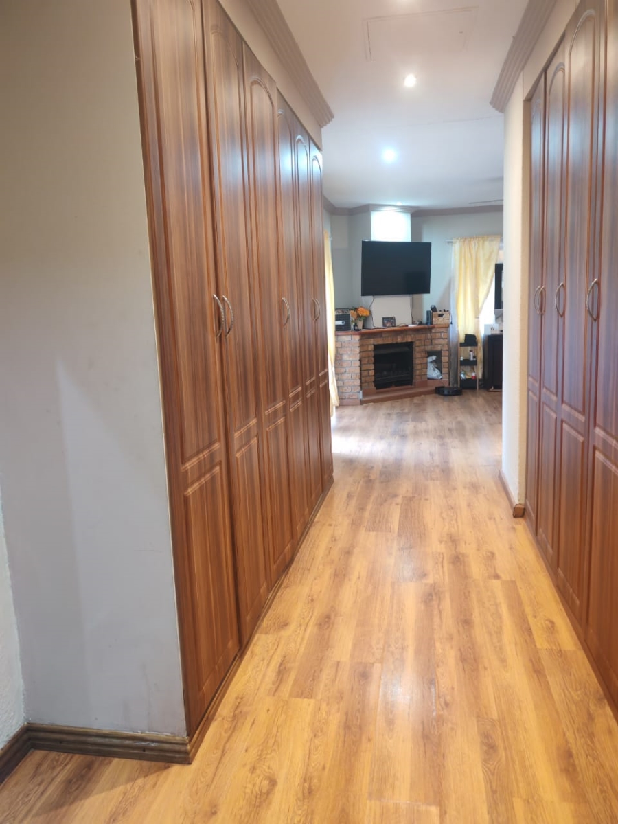 4 Bedroom Property for Sale in Rynfield Gauteng