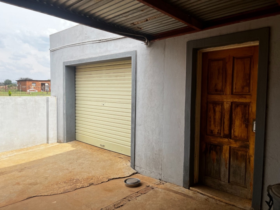 4 Bedroom Property for Sale in Zandfontein AH Gauteng