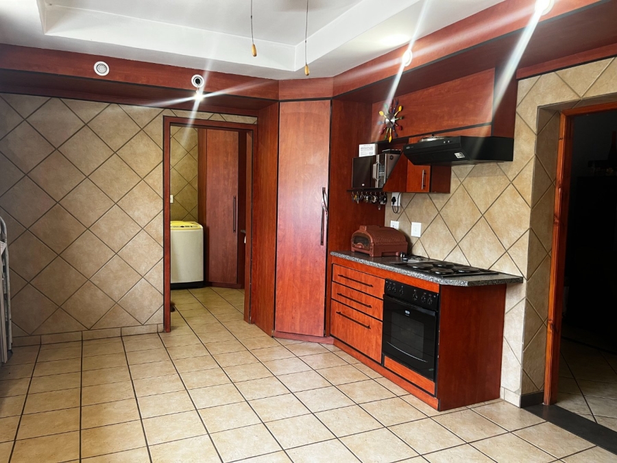 4 Bedroom Property for Sale in Zandfontein AH Gauteng