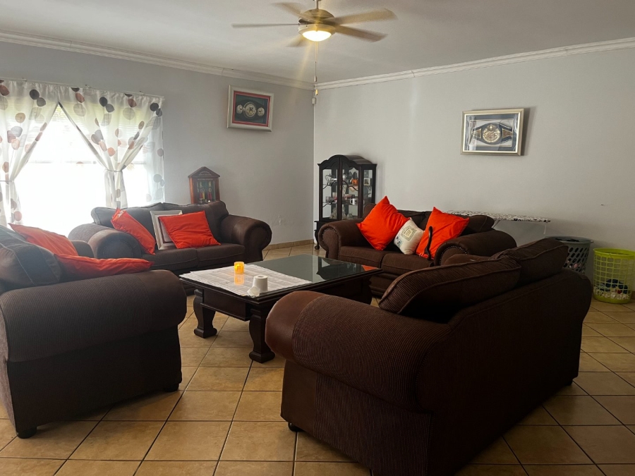 4 Bedroom Property for Sale in Zandfontein AH Gauteng