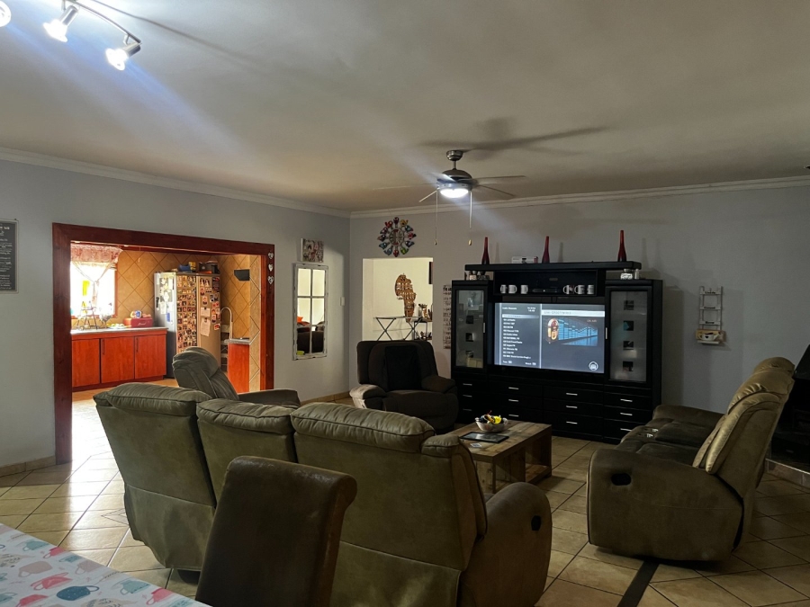 4 Bedroom Property for Sale in Zandfontein AH Gauteng