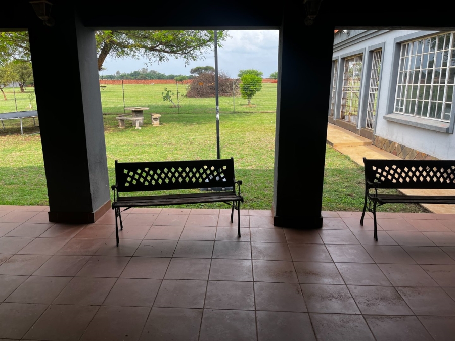 4 Bedroom Property for Sale in Zandfontein AH Gauteng