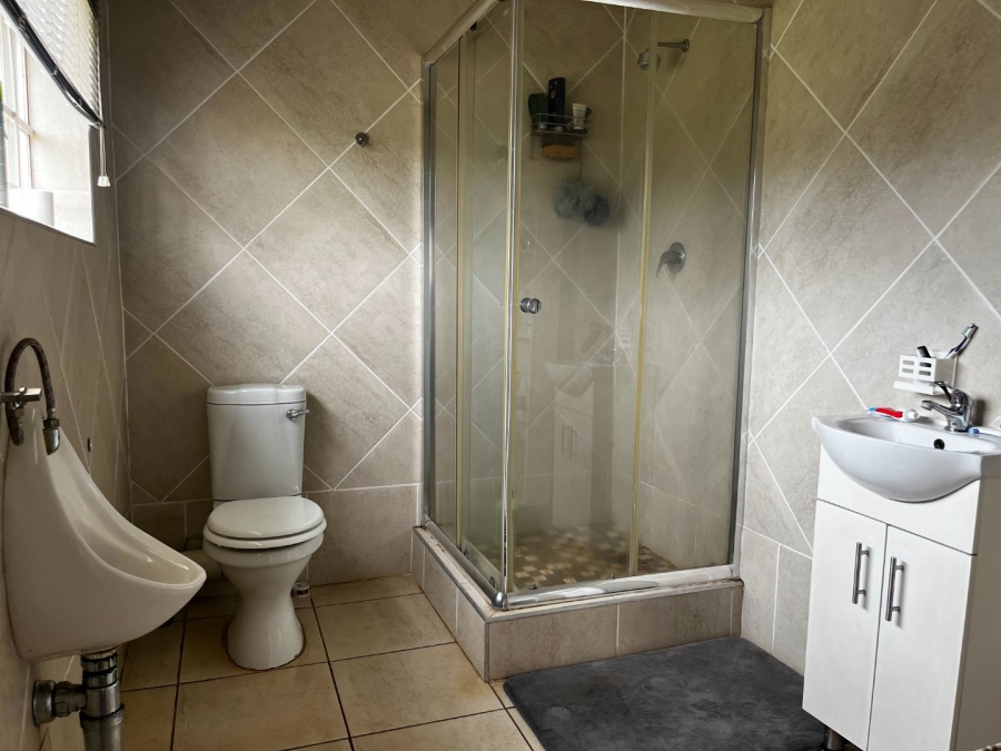 4 Bedroom Property for Sale in Zandfontein AH Gauteng