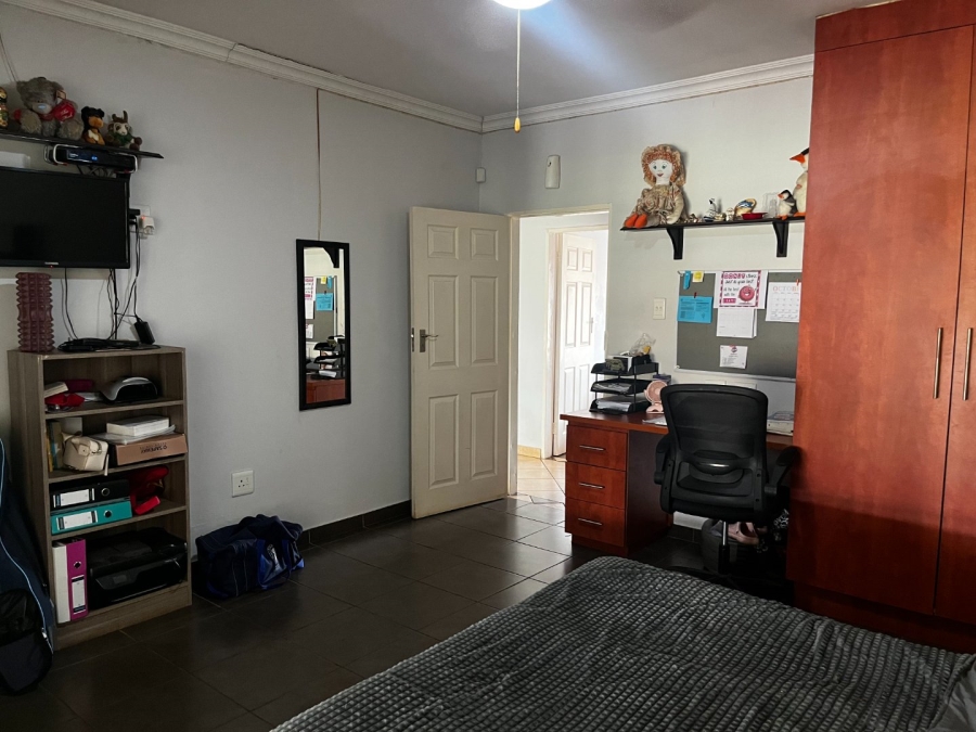 4 Bedroom Property for Sale in Zandfontein AH Gauteng