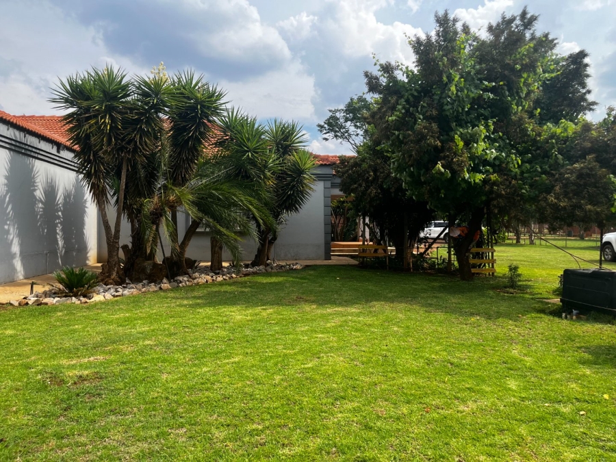 4 Bedroom Property for Sale in Zandfontein AH Gauteng