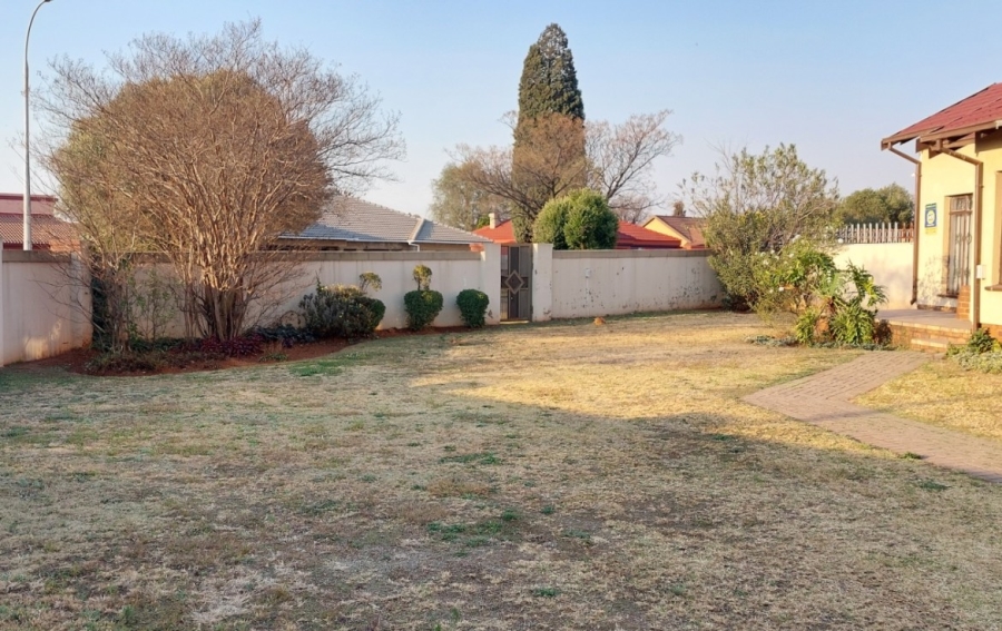 3 Bedroom Property for Sale in Roodebult Gauteng