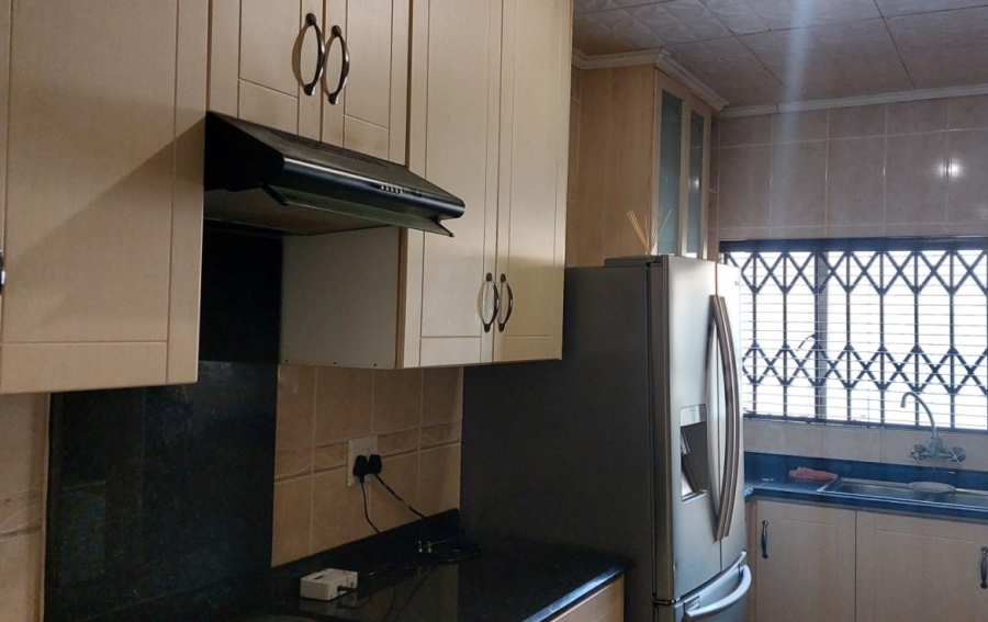 3 Bedroom Property for Sale in Roodebult Gauteng