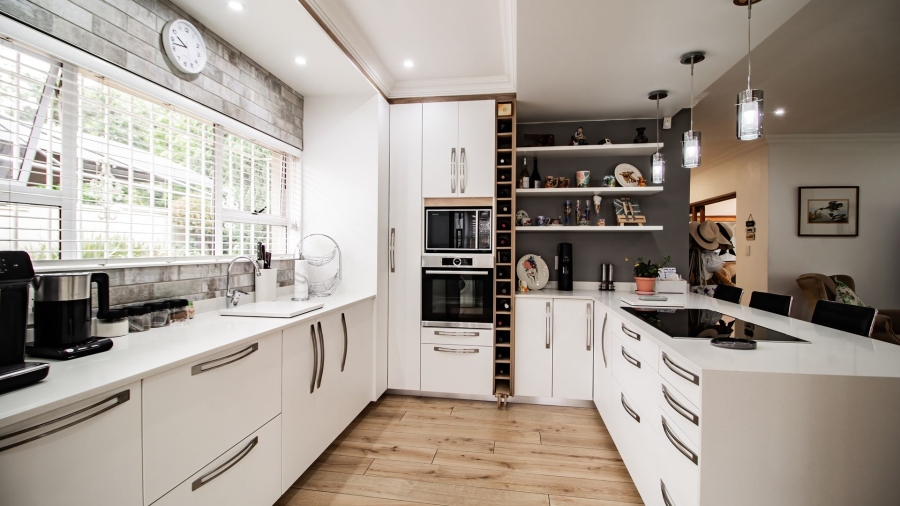 4 Bedroom Property for Sale in Bedfordview Gauteng