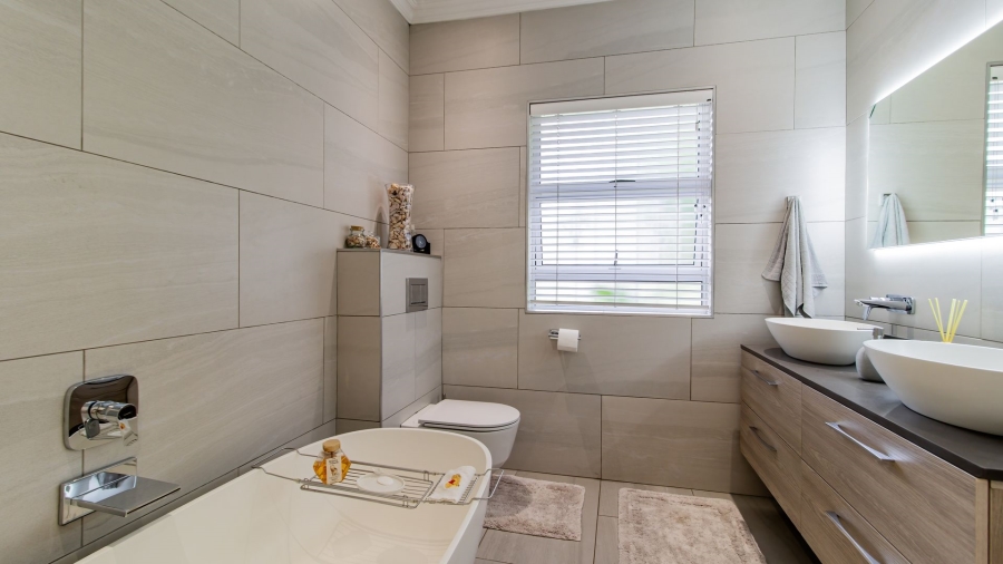 4 Bedroom Property for Sale in Bedfordview Gauteng