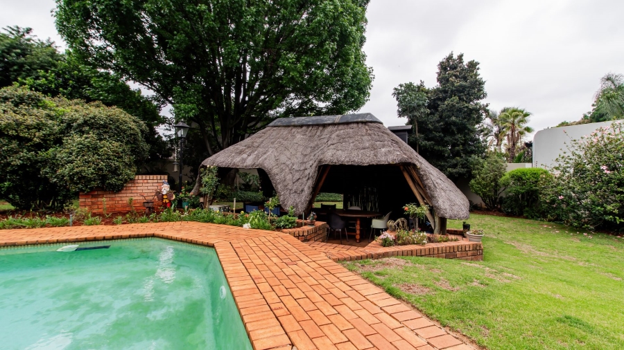 4 Bedroom Property for Sale in Bedfordview Gauteng