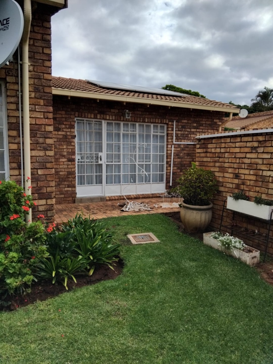 2 Bedroom Property for Sale in Brummeria Gauteng