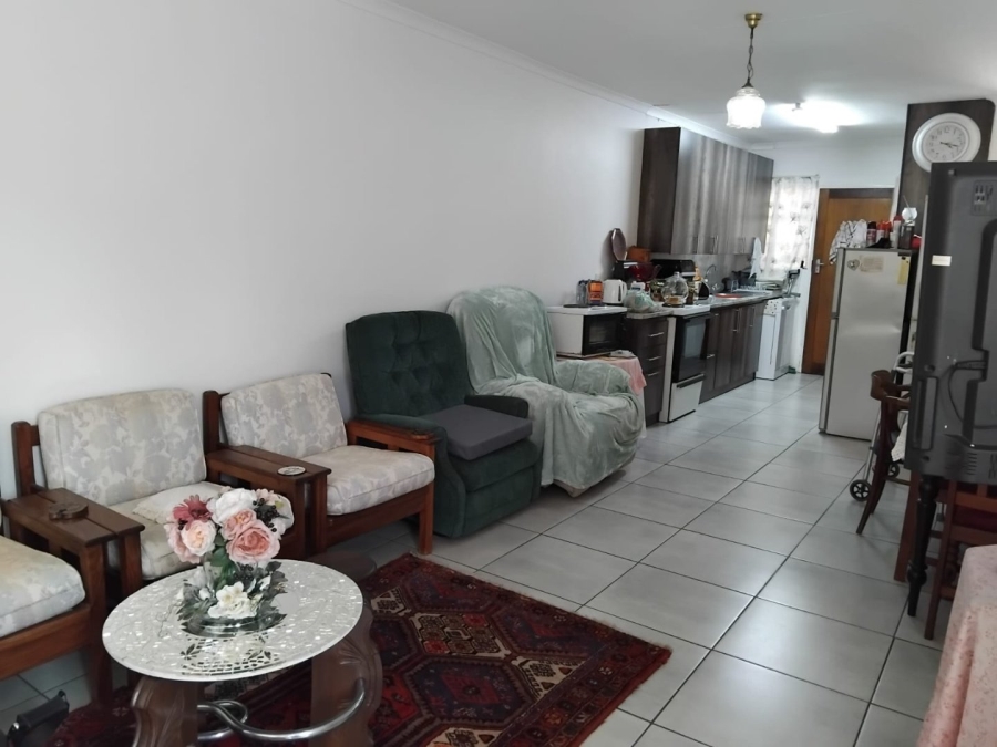 2 Bedroom Property for Sale in Brummeria Gauteng