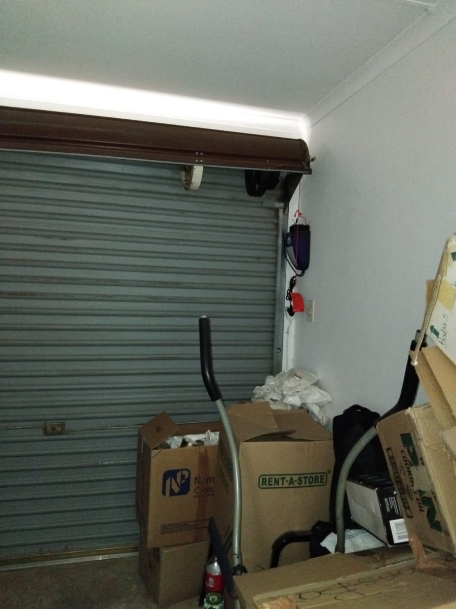 2 Bedroom Property for Sale in Brummeria Gauteng