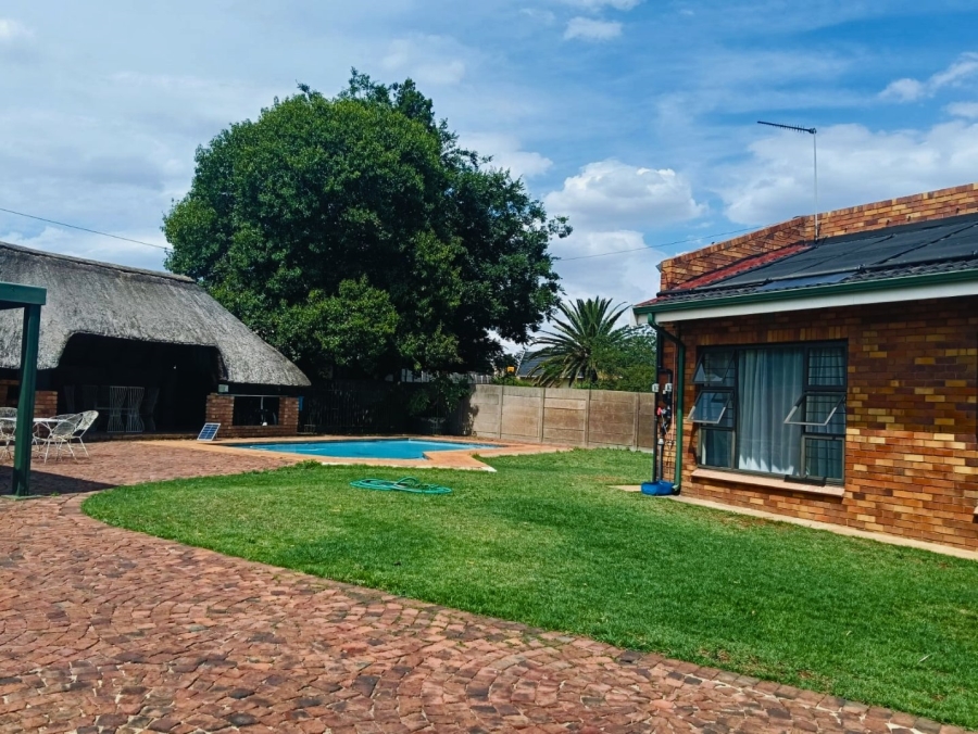 3 Bedroom Property for Sale in Ferryvale Gauteng