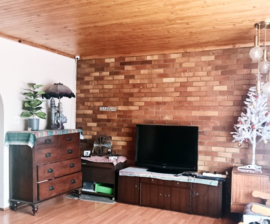 3 Bedroom Property for Sale in Ferryvale Gauteng