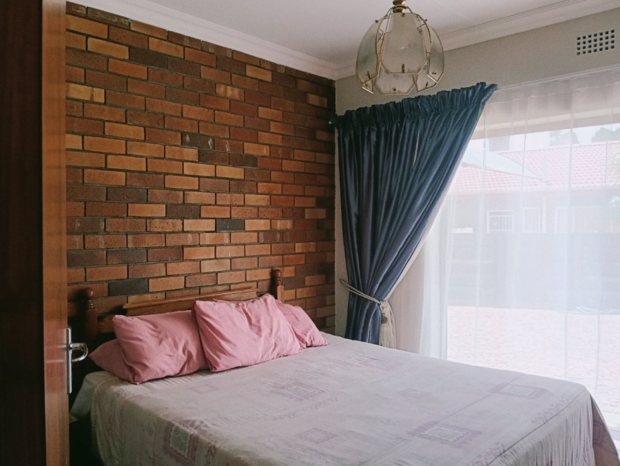 3 Bedroom Property for Sale in Ferryvale Gauteng