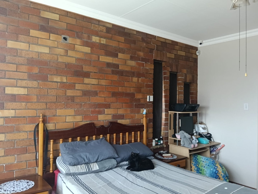 3 Bedroom Property for Sale in Ferryvale Gauteng