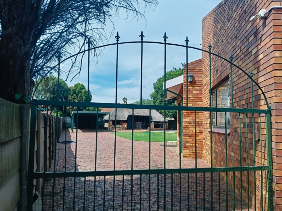 3 Bedroom Property for Sale in Ferryvale Gauteng