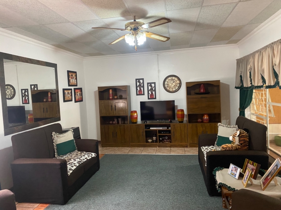 3 Bedroom Property for Sale in Vanderbijlpark SE 6 Gauteng