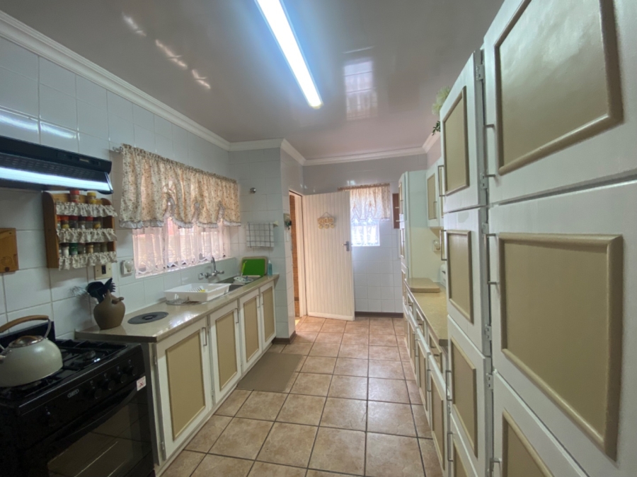 3 Bedroom Property for Sale in Vanderbijlpark SE 6 Gauteng