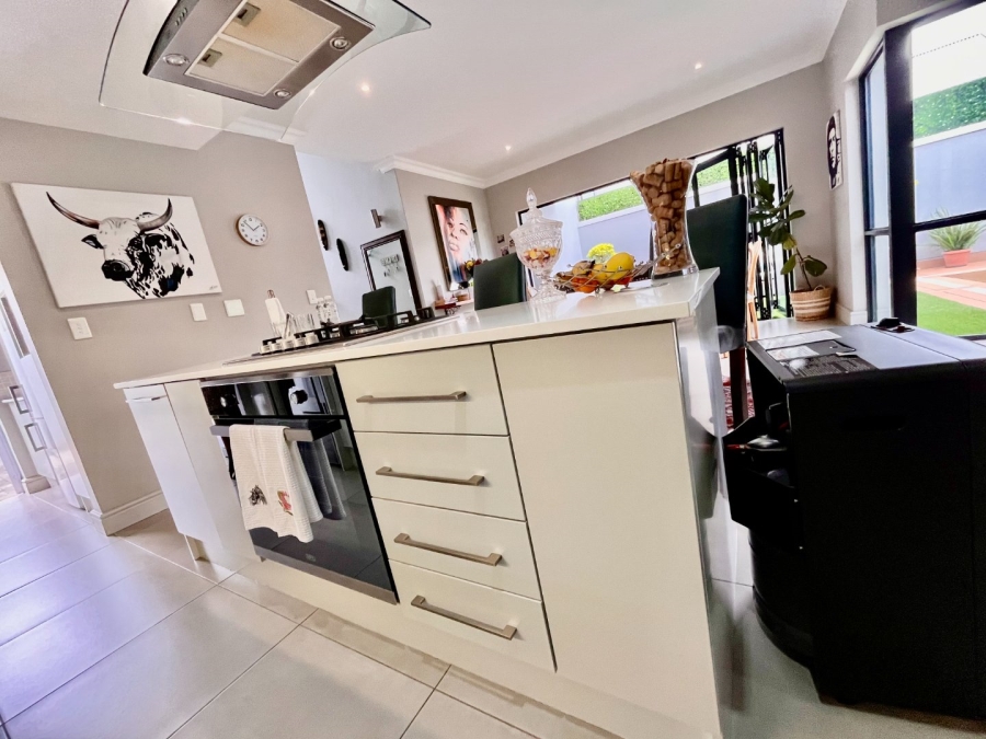 3 Bedroom Property for Sale in Fourways Gardens Gauteng