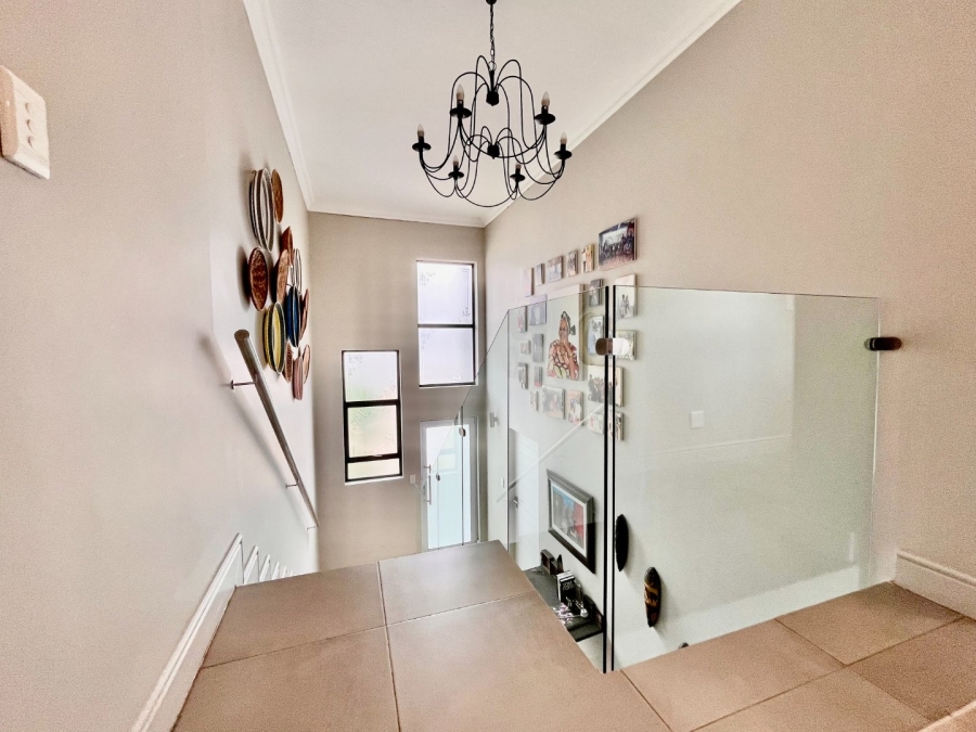 3 Bedroom Property for Sale in Fourways Gardens Gauteng