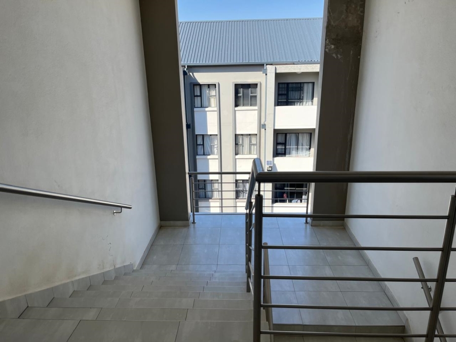 2 Bedroom Property for Sale in Halfway Gardens Gauteng