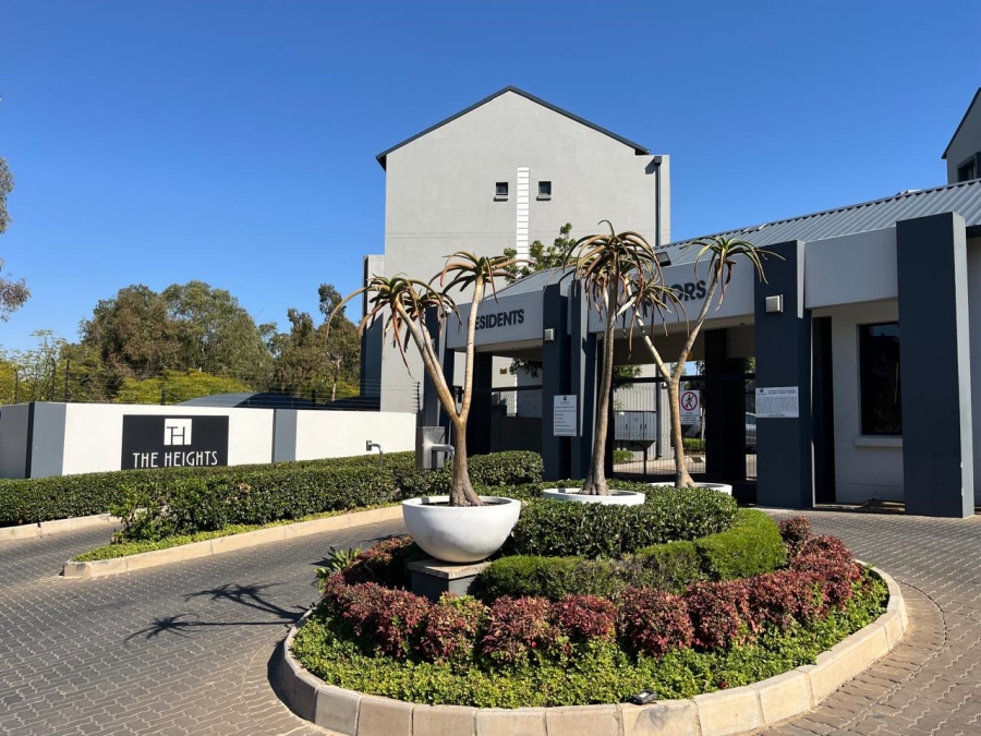 2 Bedroom Property for Sale in Halfway Gardens Gauteng