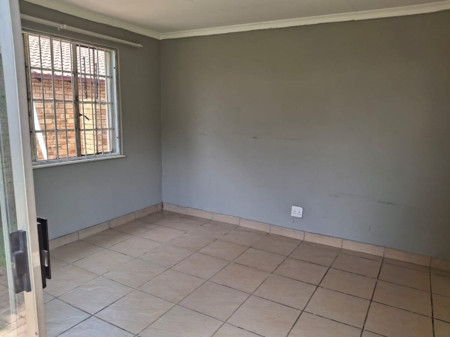 To Let 2 Bedroom Property for Rent in Randpark Ridge Gauteng