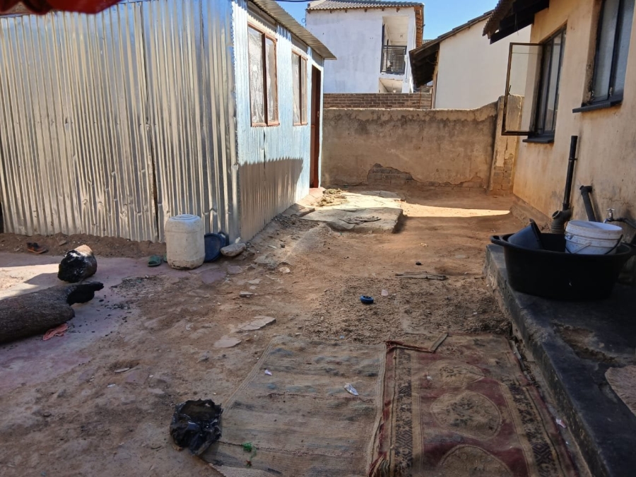2 Bedroom Property for Sale in Tembisa Central Gauteng